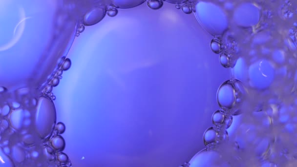 Bovenaanzicht Van Zeepbellen Kleur Achtergrond — Stockvideo