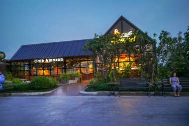 Phitsanulok, Tayland - 15 Ekim 2018: Cafe Amazon, Phitsanulok Eyaleti, Tayland. Tayland 'da ünlü bir Tayland kahve dükkanı..