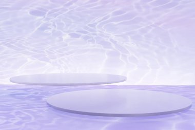 Mor yüzme havuzunun 3D görüntüsü, ışık parıltıları ve ürün sunumu için mor cam podyumlar gibi.