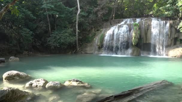 Cachoeira Erawan Segundo Nível Parque Nacional Erawan Kanchanaburi Tailândia — Vídeo de Stock