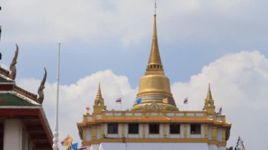 Altın Wat Dağı Wat Saket Ratcha Wora Maha Wihan Pom Prap Sattru Phai bölgesinde, Bangkok, Tayland.