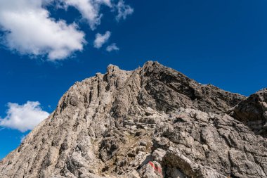 Hoher Kasten 'den Apenzellerland İsviçre' deki Sakson Lucke 'ye kadar Alpstein dağlarında muhteşem bir yürüyüş.