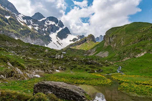 Wasserauen 'den İsviçre' deki Appenzellerland 'deki Meglisalp' e kadar Alpstein dağlarında harika bir yürüyüş.