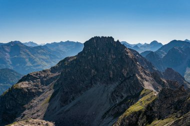 Allgau Alplerindeki Mittelberg Kleinwalsertal 'den ferrata yoluyla Mindelheim' a zorlu bir dağ turu.