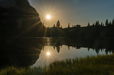Entschenkopf 'tan Rubihorn' a ve Reichenbach yakınlarındaki Allgau Yüksek Alpleri 'ndeki Gaisalpsee' ye güzel bir dağ turu.