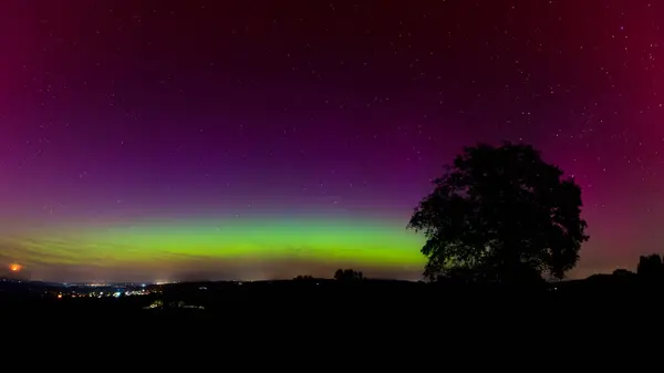 Colorful Northern Lights Aurora Borealis Allgau Southern Germany 로열티 프리 스톡 이미지