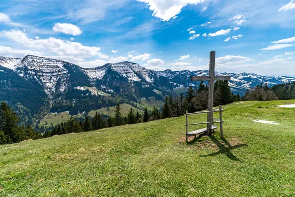 Beautiful Panoramic Circular Hiking Trail Denneberg Nagelfluhkette Allgau Oberstaufen Steibis 스톡 이미지