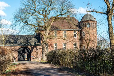 Meerbusch Ossum yakınlarındaki Gripswald Malikanesi