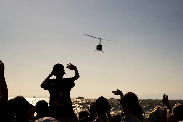 Izmir Turkey September 2022 Tricopter Sky Crowded People Watching Demonstration — Stock Photo, Image