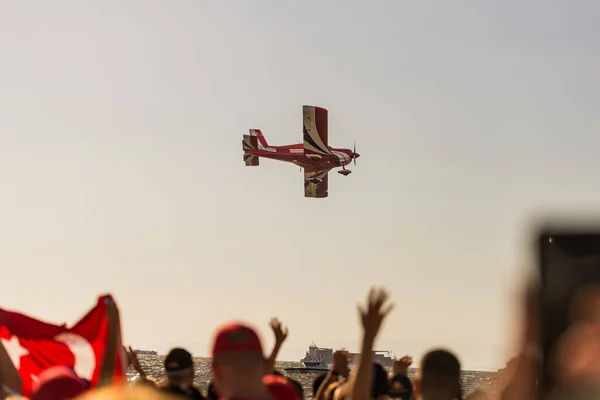 Izmir Turkey September 2022 Acrobatics Pilot Demonstrate Sky Liberty Day — Stock Photo, Image