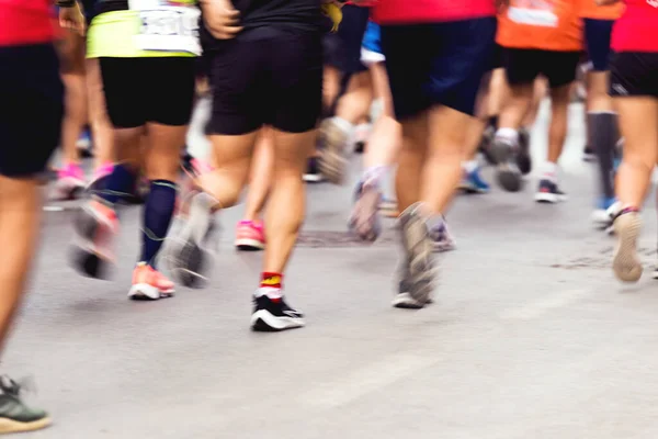 土耳其伊兹密尔 2022年9月11日 为了庆祝伊兹密尔解放100周年 参加马拉松赛跑比赛的选手们的脚尖特写特写特写 — 图库照片