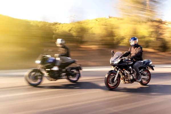 Deux Coureurs Moto Course Super Sportive Allant Côte Côte Sur — Photo