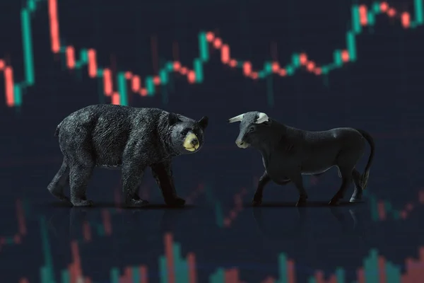 Nahaufnahme Eines Bären Und Bullen Auf Einem Börsencharthintergrund — Stockfoto
