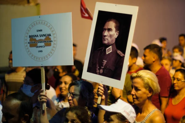 Izmir Turkey August 2022 Crowded People Banners Bosna Sancak Society — Stock Photo, Image