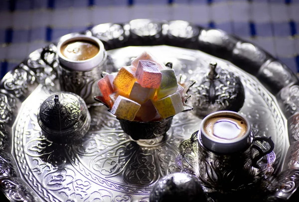 Närbild Skott Turkiska Läckerheter Och Turkiska Kaffe Ottoman Stil Bricka — Stockfoto