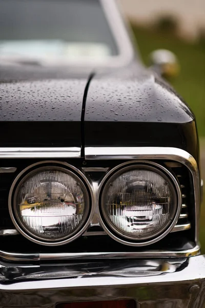 Zmir Türkiye Haziran 2023 Yağmurla Kaplı Siyah Bir Chevrolet Chevelle — Stok fotoğraf