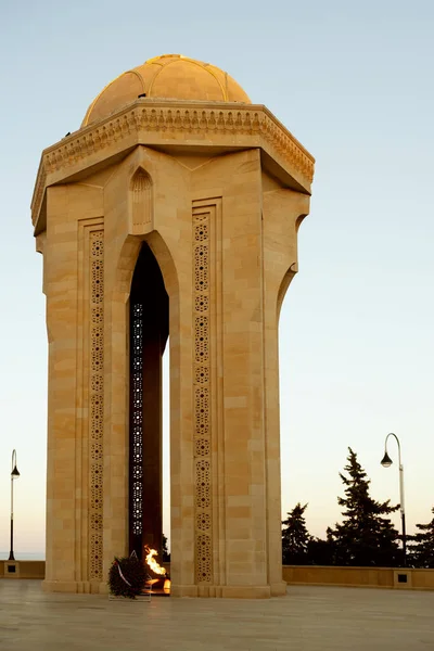 Baku Azerbaijan June 2023 Evening Shot Eternal Flame Monument Situated — Stock Photo, Image