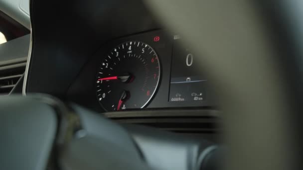 Close Video Focusing Car Dashboard Rpm Gauge Fluctuates Driver Presses — Stock Video