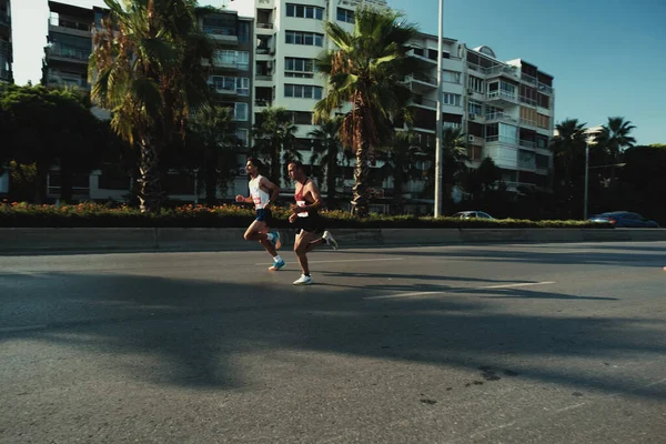 Izmir Turkey September 2023 Two Male Competitors Run Streets Karatas — Stock Photo, Image