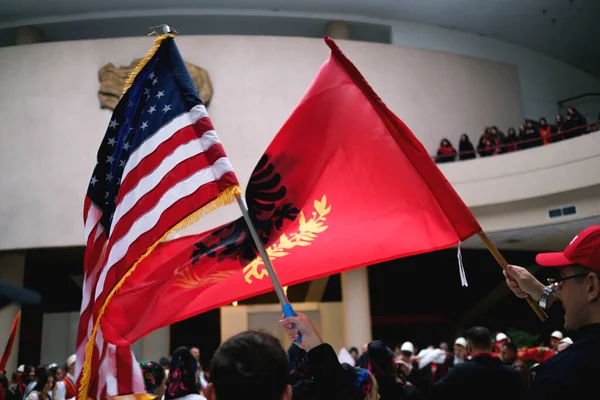 Tirana Albania November Traditional Albanian Dance Both Albanian American Flags — Stock Photo, Image