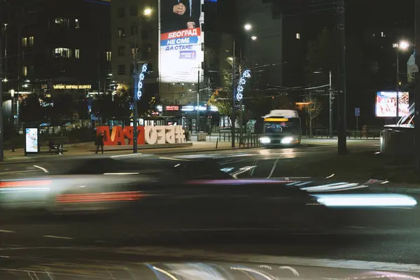 베오그라드 세르비아 2023년 12월 노출이 베오그라드의 번화한 슬라비아 광장에서 버스와 스톡 이미지