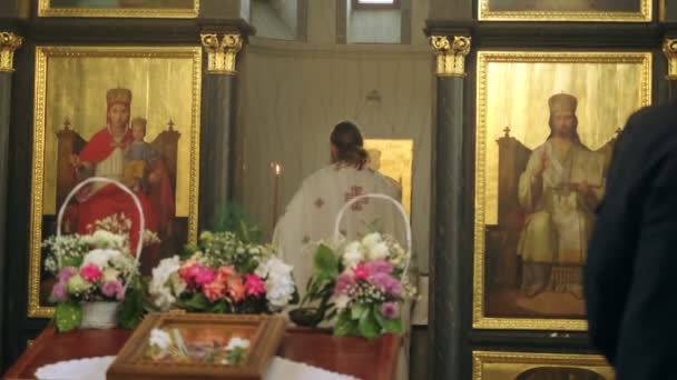 Βελιγράδι Σερβία Δεκεμβρίου 2023 Λατρευτές Και Ιερέας Κατά Διάρκεια Της — Αρχείο Βίντεο