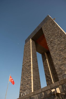 Çanakkale, Türkiye - 18 Aralık 2024: Çanakkale 'de Gelibolu Şehitleri Anıtı Fotoğrafı.