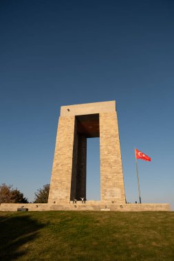 Çanakkale, Türkiye - 18 Aralık 2024: Çanakkale 'de Gelibolu Şehitleri Anıtı Fotoğrafı.