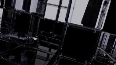 Dinamik bir FPV kamerası, yukarıdan aşağıya doğru süzülmeden önce labirent benzeri bir düzende hareket eden büyüleyici bir cam küp yapısının içinden uçar. Fütürist ve sürükleyici bir animasyon.