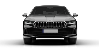 İzmir, Türkiye - 17 Nisan 2025: Koyu gri 2024 Skoda 'nın şeffaf arkaplan üzerine ön görünümü