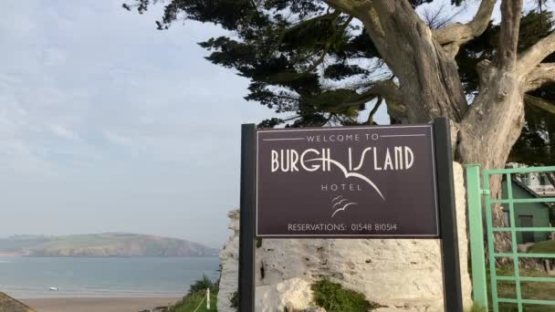 Bigbury Sea Devon Velká Británie 2023 Vstupní Značka Historického Hotelu — Stock video