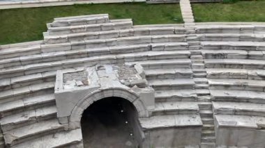 Bulgaristan 'ın Filibe kentindeki Antik Roma Stadyumu. Tarihi bir dönüm noktası ve turistik bir yer..