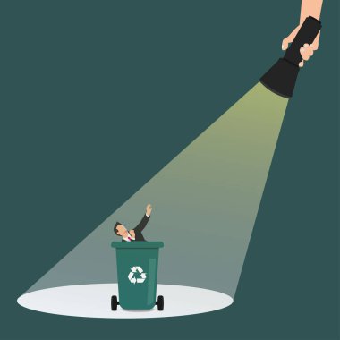 Bir çöp tenekesi tasarım illüstrasyonunda saklanan el fenerini tutan işadamı.