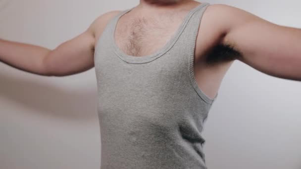 Close Slow Motion Shoot Strong Man Rising His Arms Showing — Vídeo de Stock