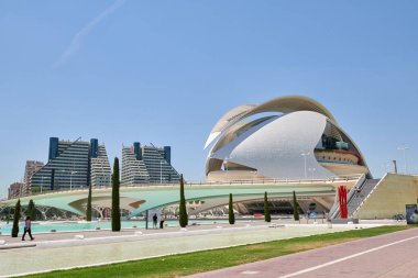 Valencia İspanya 'nın sanat ve bilim şehrindeki Hemisphere ve bilim müzesi..