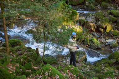 Alman Kara Orman Ulusal Parkı 'nın en değerli mücevheri olan Allerheiligen Şelaleleri' nin hayranlık uyandıran güzelliğini tecrübe edin. Bu muhteşem şelale, Kuzey 'deki en büyük doğal şelale.