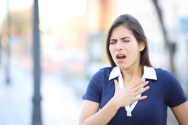 Stressed Woman Choking Complaining Street — Stock Photo, Image