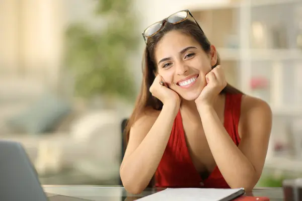 Happy Student Looking You Sitting Home — Stock Photo, Image