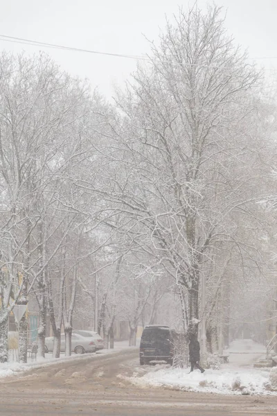 Izmail Ucrânia Fevereiro 2022 Carros Conduzir Estrada Bonita Paisagem Inverno — Fotografia de Stock