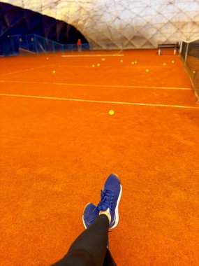 Tenis maçına ara verdim. Clay tenis kortu