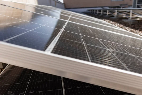 Solární Panely Instalované Střeše Velké Průmyslové Budovy Nebo Skladu Průmyslové — Stock fotografie