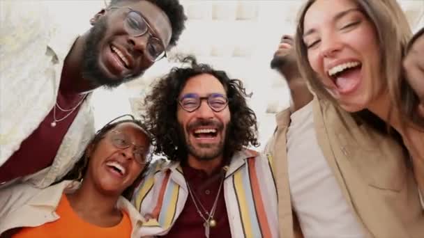 Escritório Selfie Multirracial Empresários Modernos Olhando Para Câmera Sorrindo Gravar — Vídeo de Stock