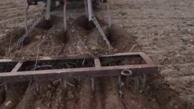 Küçük traktör sürme arazisi, tarım kavramı