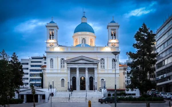 希腊比雷埃夫斯市的圣尼古拉教堂 — 图库照片