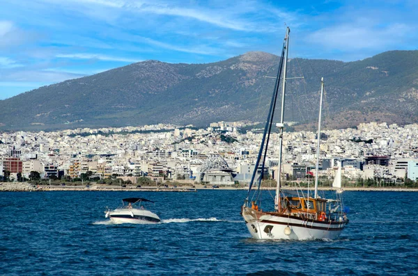 Motorové Plachetnice Přístavu Zeas Město Pireus Řecko — Stock fotografie