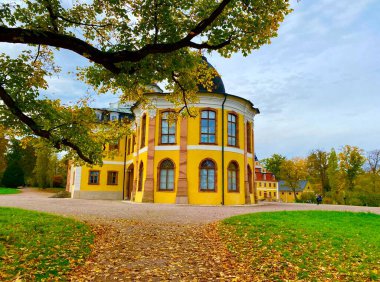 Weimar, Thüringen 'deki güzel tarihi Belvedere sarayı.