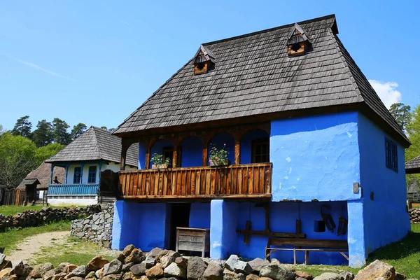 Piękny Rustykalny Dom Wsi Rumunii — Zdjęcie stockowe