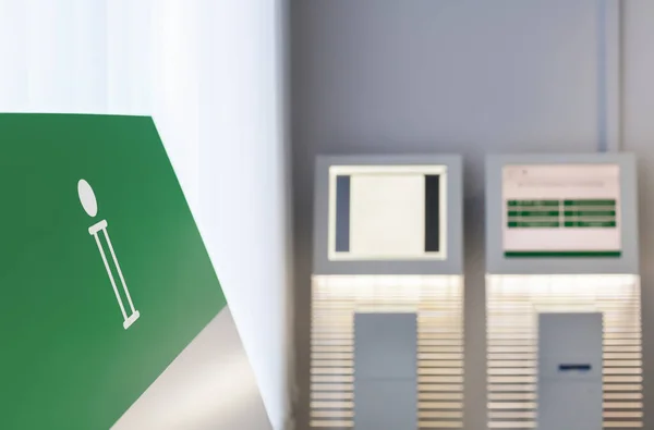 Πράσινη Υπηρεσία Πληροφοριών Τερματικούς Σταθμούς Αυτοεξυπηρέτησης Atm Εικόνα Αρχείου