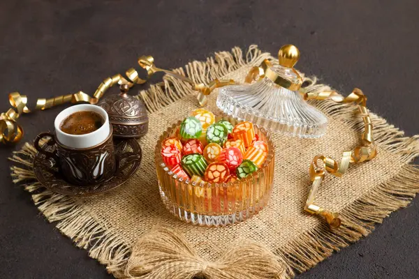 Szesnastowieczny Smak Tradycyjny Turecki Hard Colorful Candy Akide Szklanej Misce Obrazy Stockowe bez tantiem