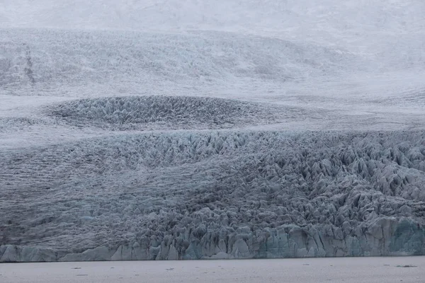 Widok Lodowiec Nad Jeziorem Fjallsarlon Południowym Krańcu Islandzkiego Lodowca Vatnajkull — Zdjęcie stockowe